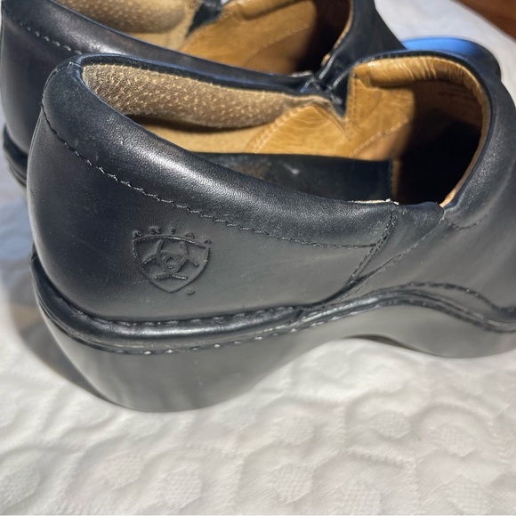 Ariat Clogs Women’s 5.5B Leather Upper Black Slip On Shoes Round Toe Clogs - Picture 9 of 10